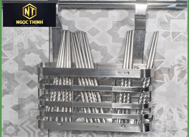 GIÕ ĐỂ ĐŨA TREO NGOÀI GU304-2 TẠI Vĩnh Cửu